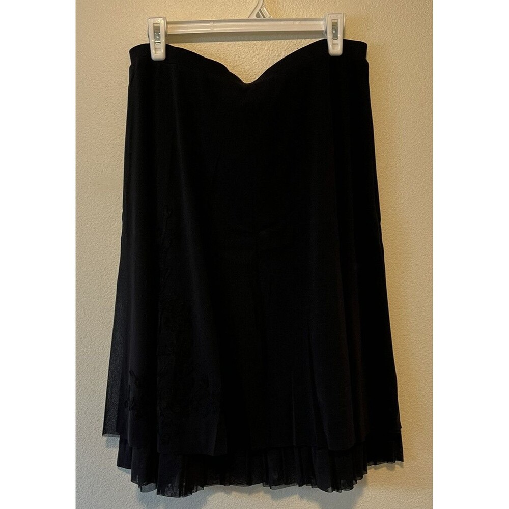 Coldwater Creek Soutache Mesh Pull On Skirt NWT Size Large Black Embroidered